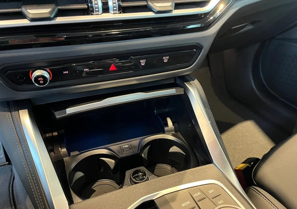 BMW i4 cena 302900 przebieg: 10, rok produkcji 2023 z Choroszcz małe 301